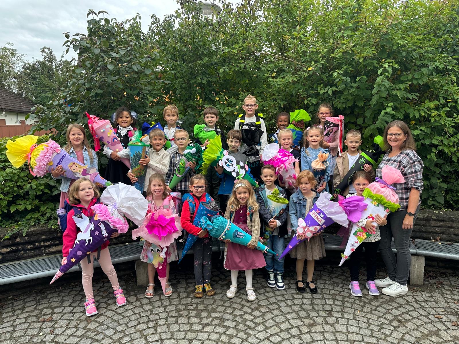 Klassenfoto der Klasse 1a